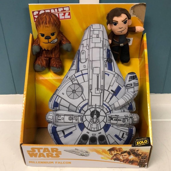 Star Wars Scenez Plush Figures Hans‎ Solo Chewbacca Millennium Falcon Ship - Picture 1 of 4